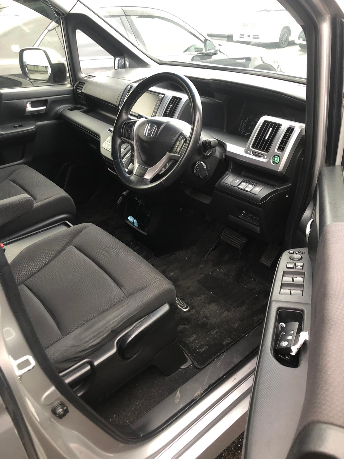2012 Honda Stepwagon
